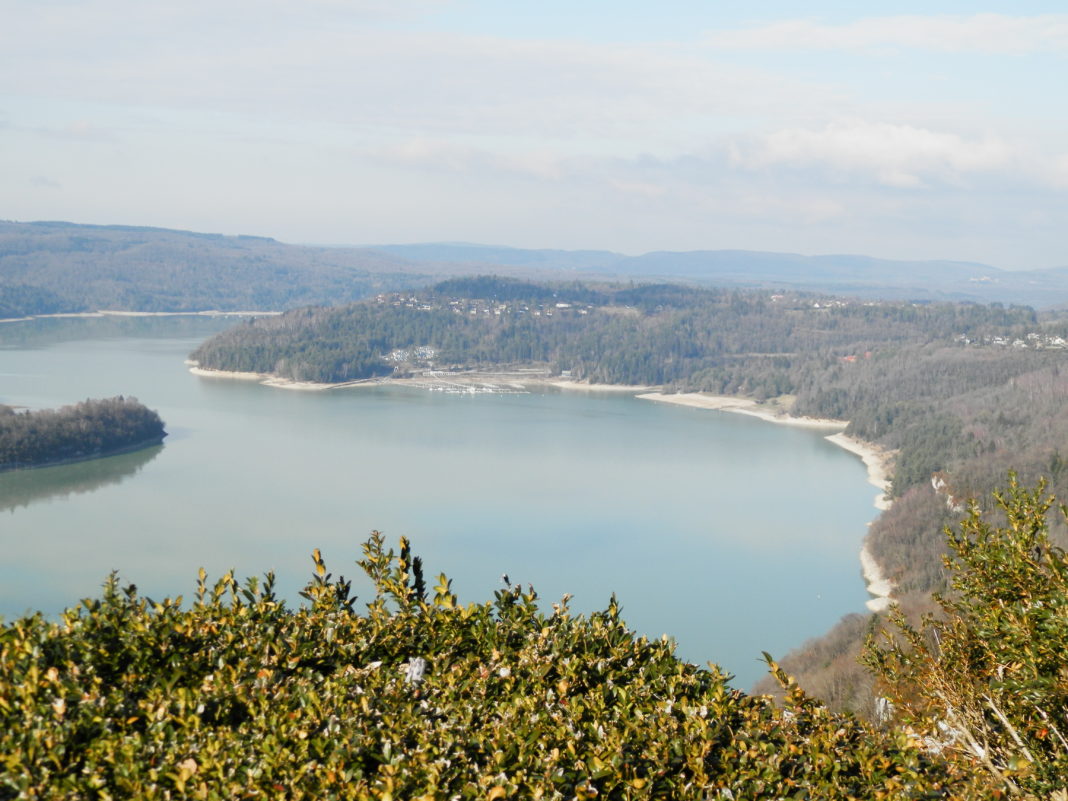 Lac de Vouglans Jura