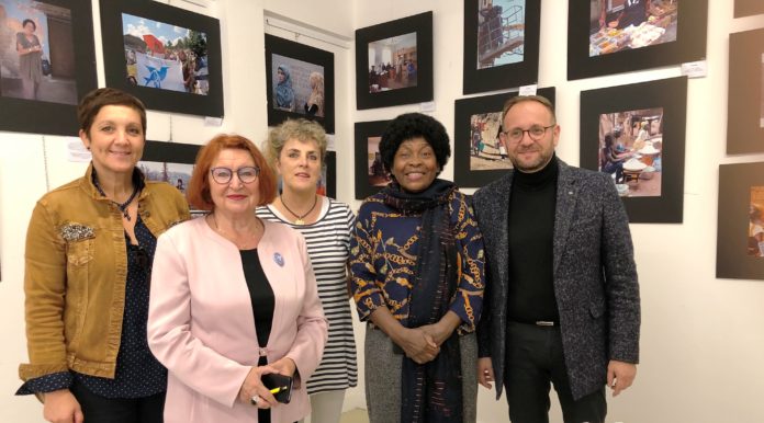 CHAMPAGNOLE-MERES PAIX EXPOSITION 25 ANS-NANOU ROUSSEAU-2019-11-11
