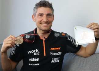 Jura. Benjamin Melot au Dakar 2020. Vidéo Benjamin Melot montrant sa médaille au Dakar 2020