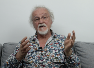 Photo du Docteur Gérard Bouvier pendant interview sur le Coronavirus