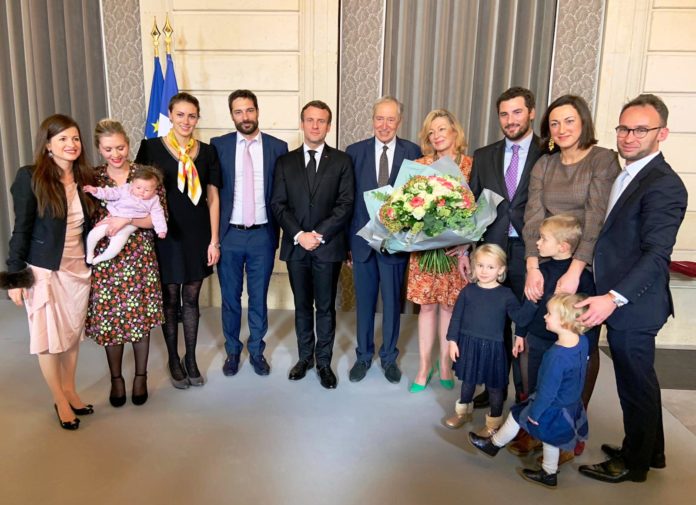 PARIS-LEGION HONNEUR PELISSARD MACRON-2019-12-FAMILLE PELISSARD