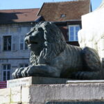 4-Arbois, fontaine de la place de la Liberté, détail d_un lion des forges de Baudin, © J.-L. Langrognet