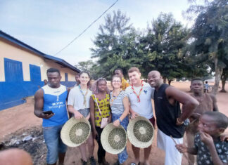 Poligny : Hugo, Romane et Elena sont bien arrivés au Togo