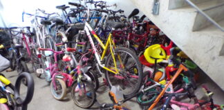 Vélos, bicyclette, trotinettes