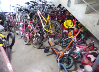 Vélos, bicyclette, trotinettes