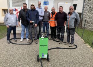 La mairie de Moirans-en-Montagne investit dans du matériel de décapage