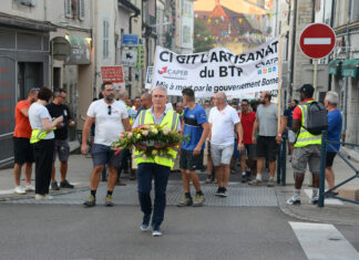 A l’appel de la Capeb Jura, plus de 350 entreprises ont manifesté