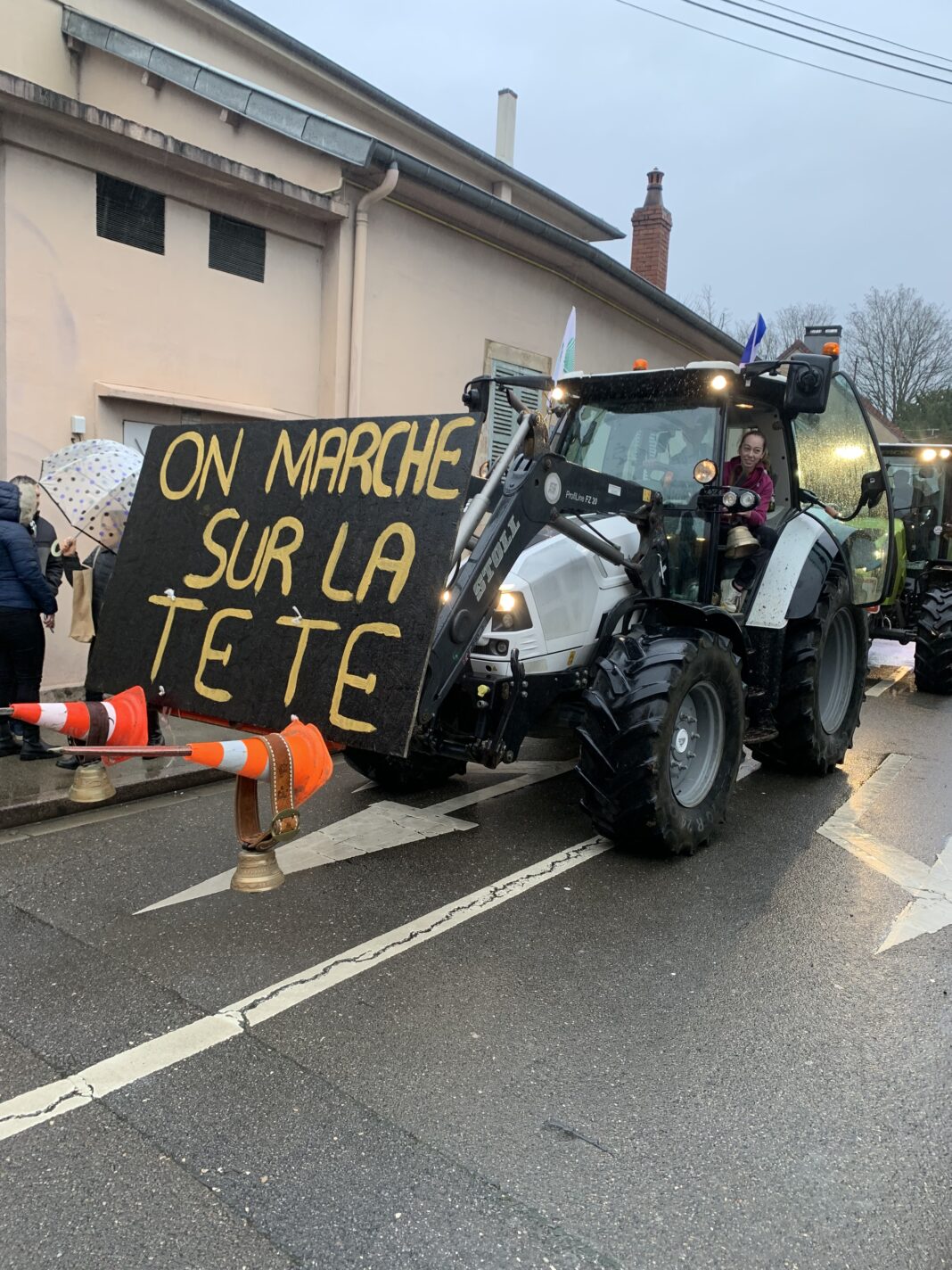 Manifestation tracteurs agriculteurs