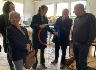 Vaux-lès-Saint-Claude. Sophie Deknuydt, en visite dans une TPE