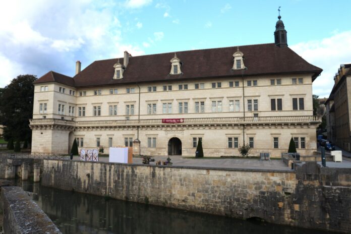 mediatheque Dole