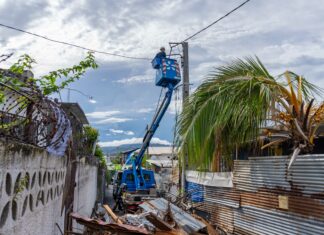 Jura. 4 Jurassiens mobilisés à Mayotte pour remettre en état le réseau électrique