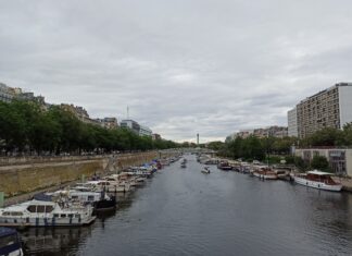 Rubrique. Au fil des voyages. Un week-end à Paris ! Le Port de l'Arsenal à Paris
