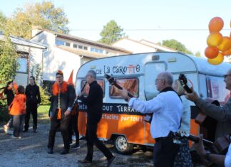 Jura Nord. Une AG théâtralisée pour le 25ème Anniversaire de la Cie « La Carotte » !