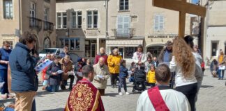 Plusieurs paroissiens se sont réunis à Dole pur pâques