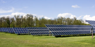 Panneaux photovoltaïques au sol