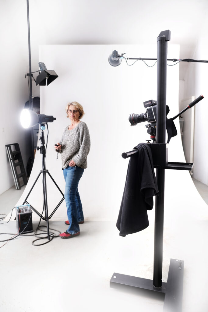 Portrait de Claudia Albisser Hund dans son studio photo