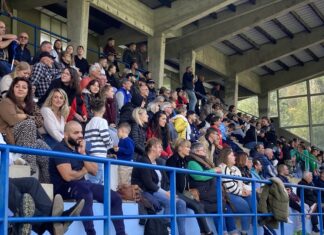 Publique du FC Saint Claude Rugby dans les gradins