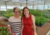 Sophie Chevrier et Julie Guyard dans la Serre à Courlans