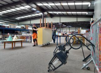 Dole. Les Dolois ont réalisé des bonnes affaires au vide mobilier du centre technique municipal