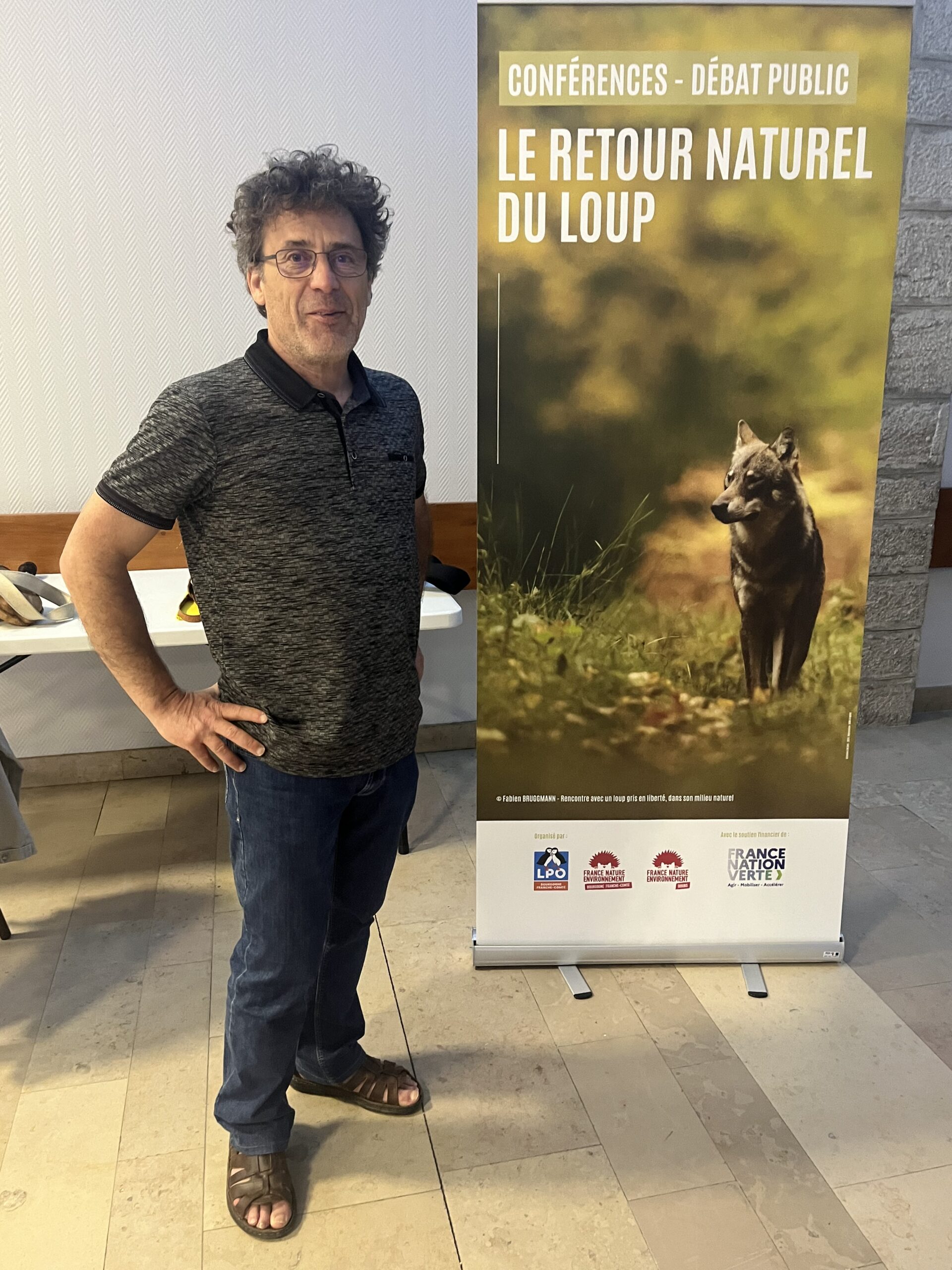 Emmanuel Cretin qui propose sa conférence sur le loup depuis vingt ans
