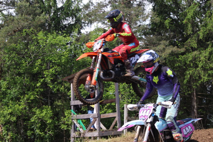Motocross de Légna