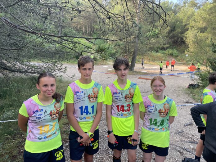 collégiens d'Arinthod 8e aux championnats de France UNSS de course d'orientation