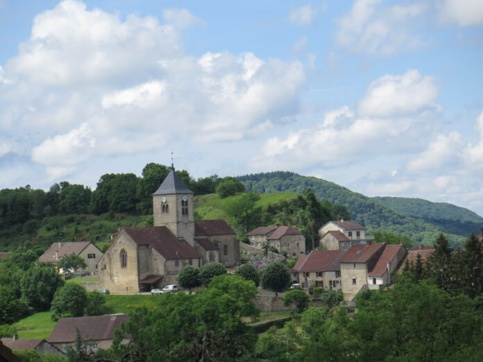église Saint-Laurent-la-Roche