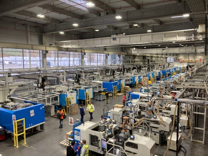 Atelier de production Lavans les saint claude Smoby Toys Jura Atelier de production Lavans les saint claude Smoby Toys Jura