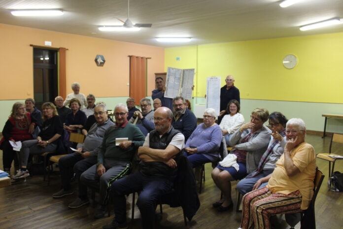 club de belote au Fay
