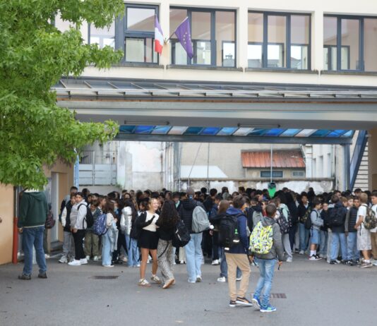 Rentrée scolaire collège