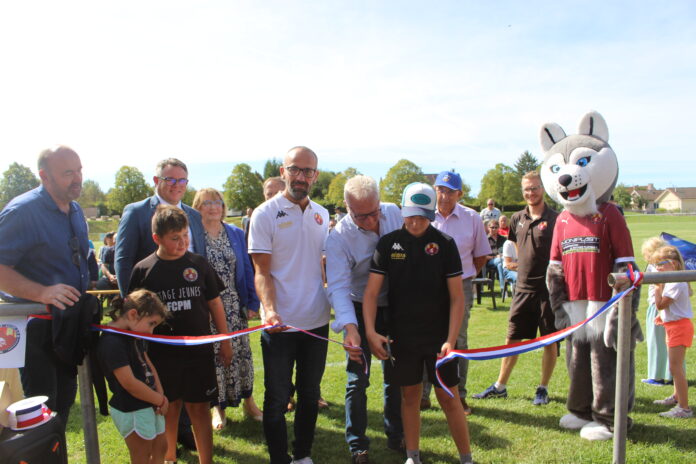 inauguration vestiaire fc petite montagne