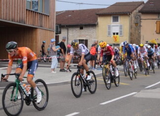 Tour de l'avenir Saint-Julien-Val-Suran en cours