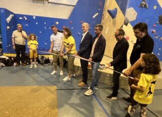 Lons-le-Saunier. Ecla inaugure le mur d’escalade de la salle Tschaen