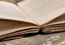 vieux livre ouvert lons le saunier illustration