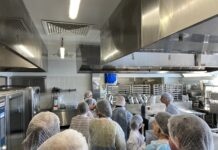 La visite de la cuisine était source de toutes les interrogations.