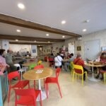 Comme ce mercredi 15 octobre, le café ne désemplit pas.