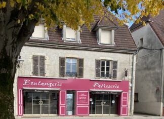 La seule boulangerie de Chaussin va rester fermée "jusqu'à la mise en conformité"