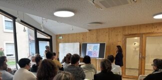 Au programme de la matinée du 8 octobre, des conférences, mais aussi des échanges.