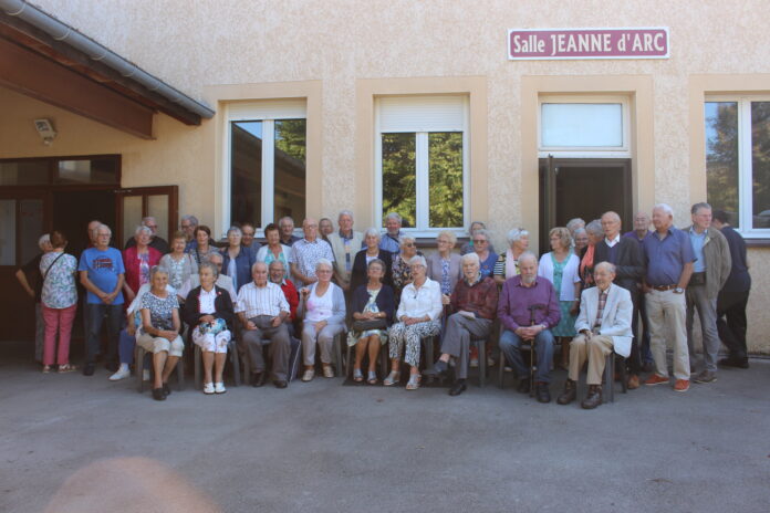 Les membres de la FNACA FNACA Arinthod repas convivial