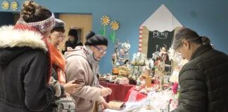 Courlaoux. Le marché de Noël du Sou des écoles se prépare Marché de Noel Courlaoux