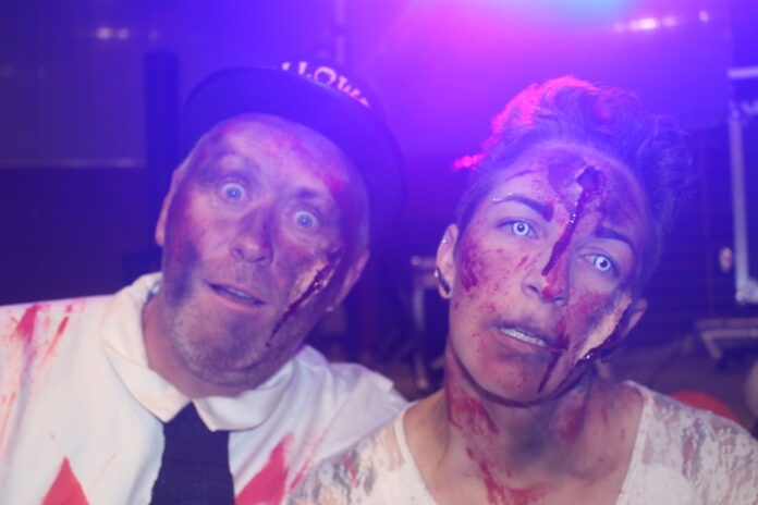 Deux Zombies maquillés par Laure Aubineau Halloween Petite Montagne frissons