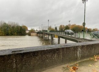 fermeture gare auxonne jura