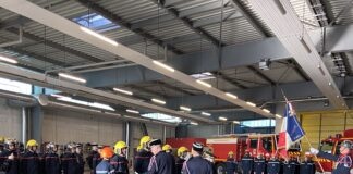 hommage aux pompiers de Dole