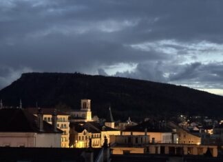 photo oyonnax centre ville automne