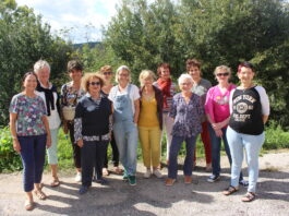 Saint-Julien-sur-Suran. La Fringuette transforme les dons en élans de solidarité La Fringuette Saint-Julien Val Suran