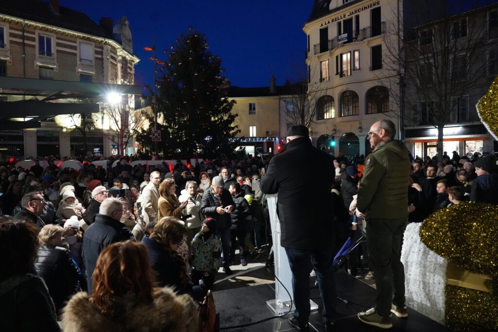 illuminations noël oyonnax