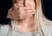 Lons-le-Saunier. Elle affiche ses opinions : dégradations à son domicile vandalisme militante Lons-le-Saunier