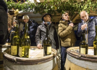Lons-le-Saunier. À la Percée du Vin Jaune, le dimanche se savoure autrement Percée Vin Jaune dimanche
