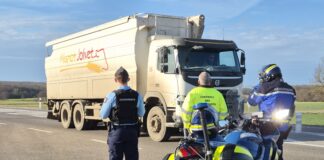 Interdiction poids lourds RN83
