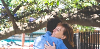 Origine journée câlins